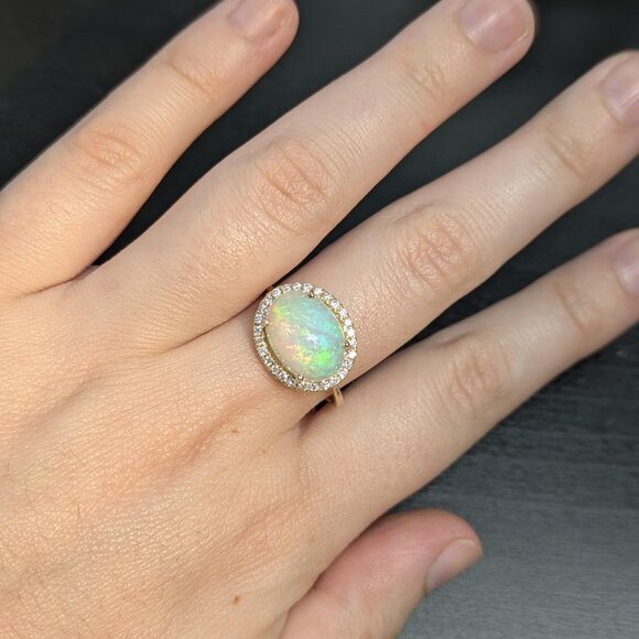 3.15cts Ethiopian Opal Ring in Solid 14K Gold with Natural Diamond Halo - Picture 3 of 8